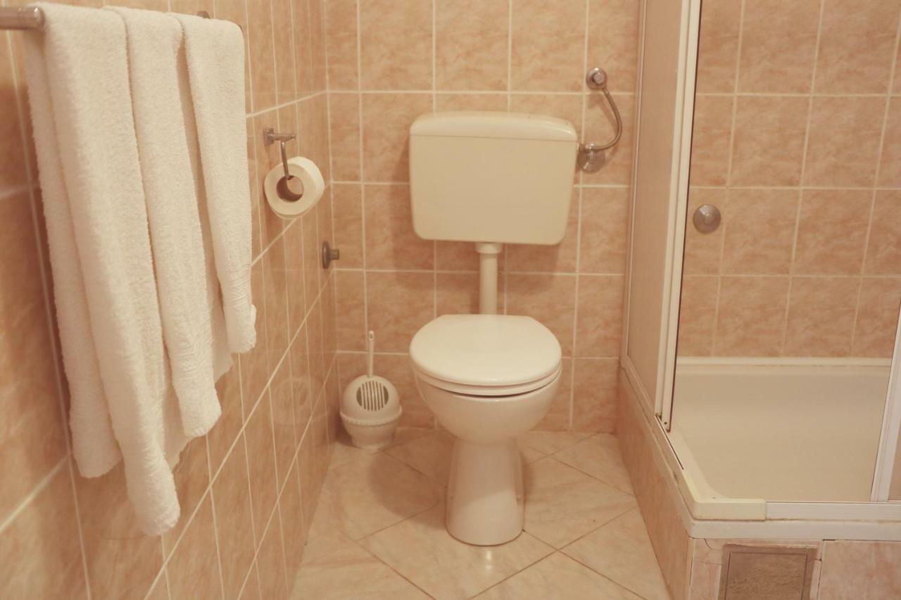 Apartment Cuce Rogotin Kültér fotó