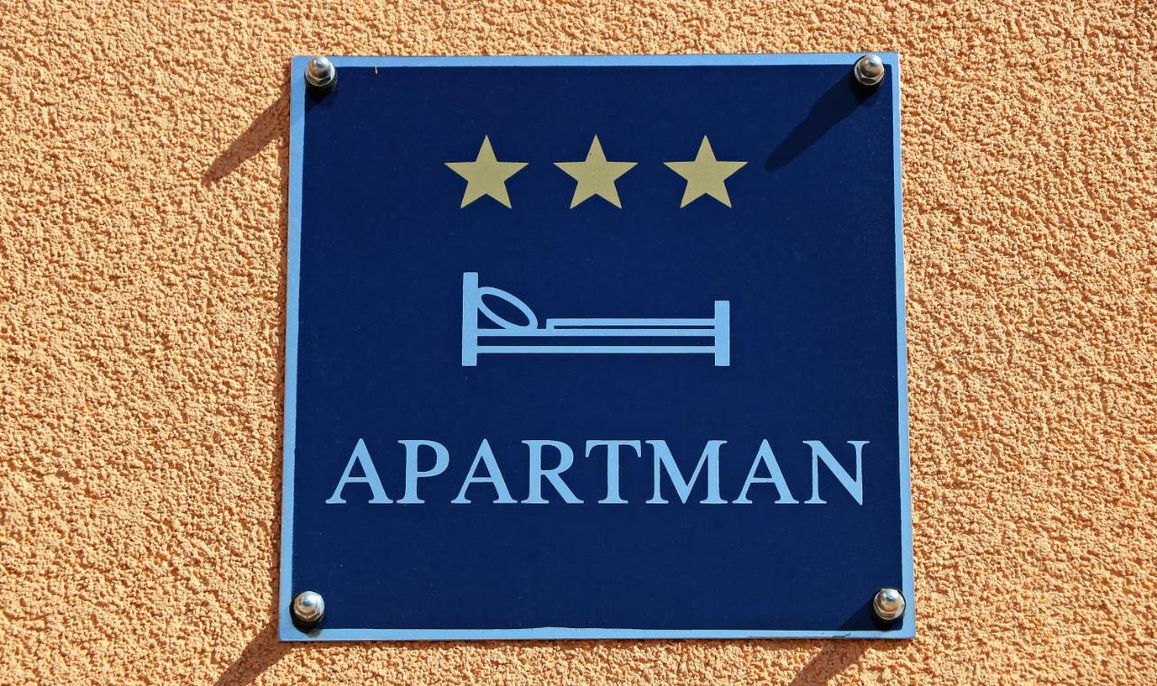 Apartment Cuce Rogotin Kültér fotó